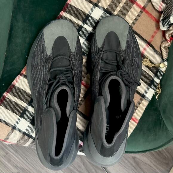 ADIDAS YEEZY Quantum Onyx Black SIZE 19 Sneakers Gorpcore Kidcore Basketball - Picture 4 of 16